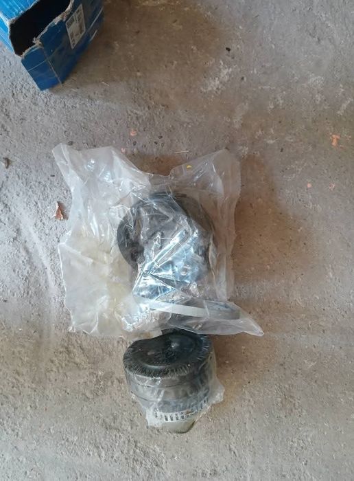 Vind piese de passat