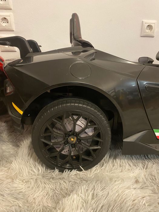 Masina electrica de jucarie pentru copii