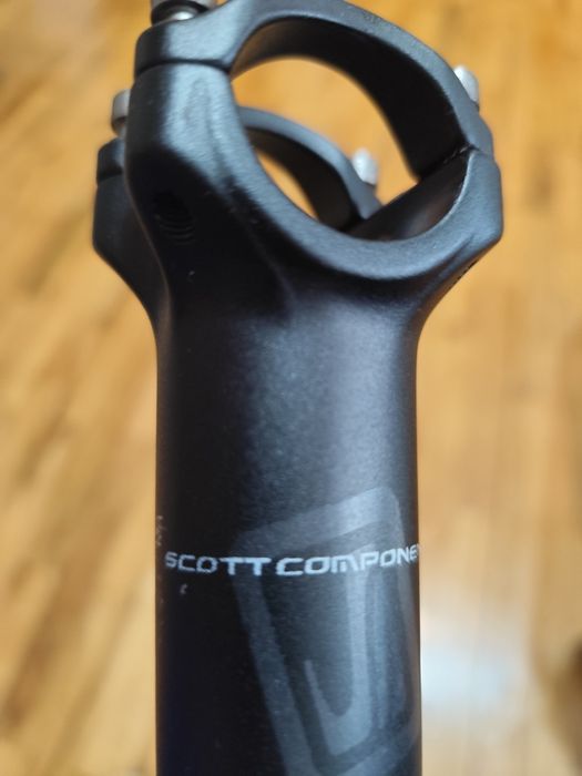 Продавам лапа за шосеен велосипед  SCOTT