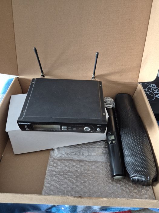 Microfon Shure SLX4 cu Beta 58