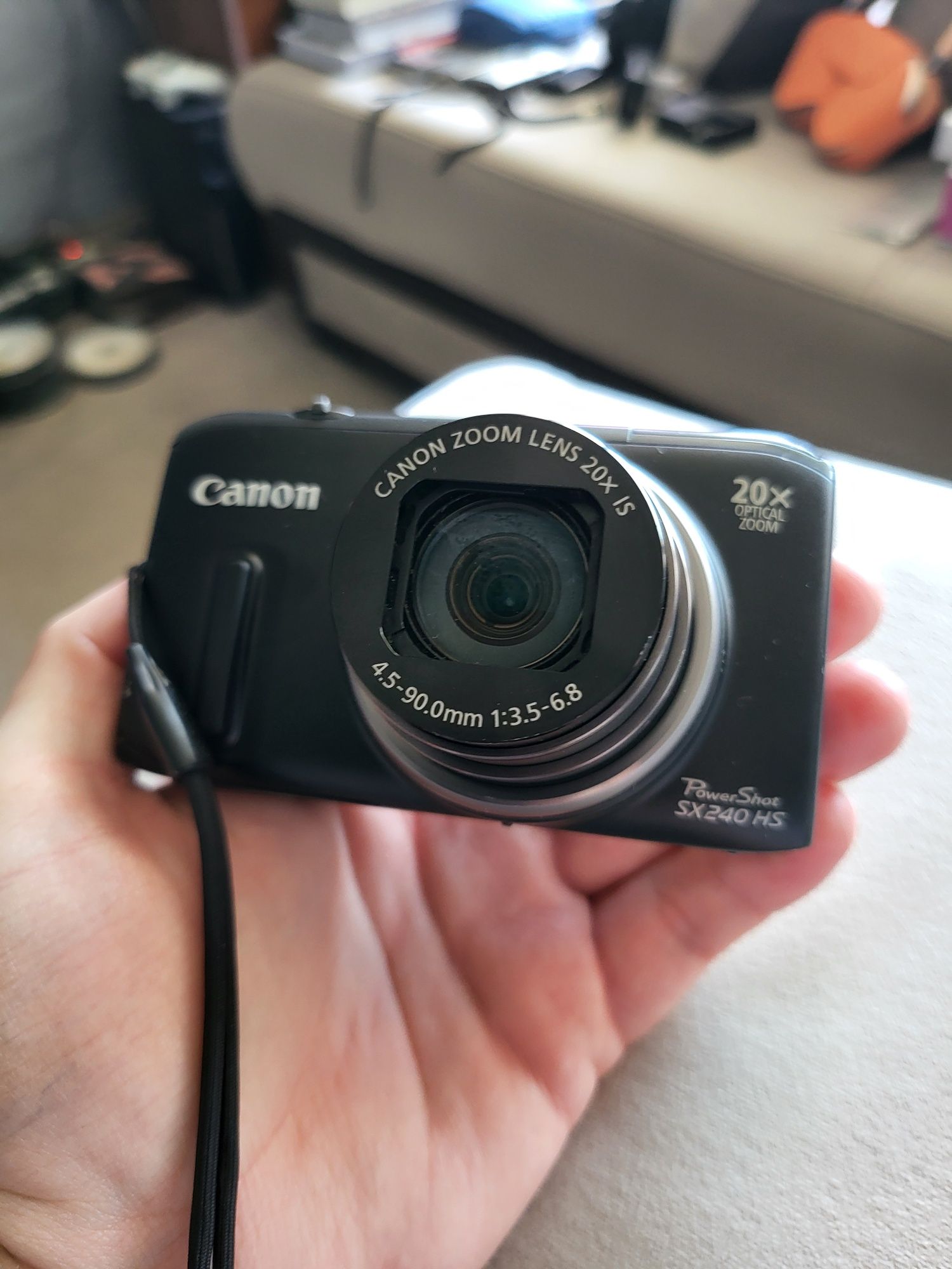 Canon PowerShot SX240 HS