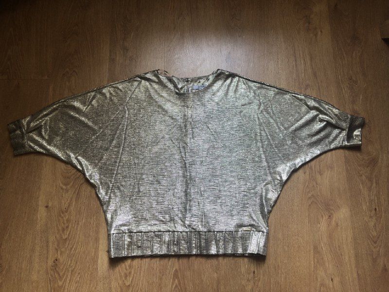 Блуза турецкого пр-ва, размер 40, одета один раз, состояние новое