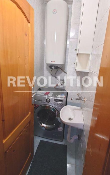 Дава се под наем Тристаен апартамент в Варна, Чаталджа - 130 кв.м за 1000 € - Снимка #7