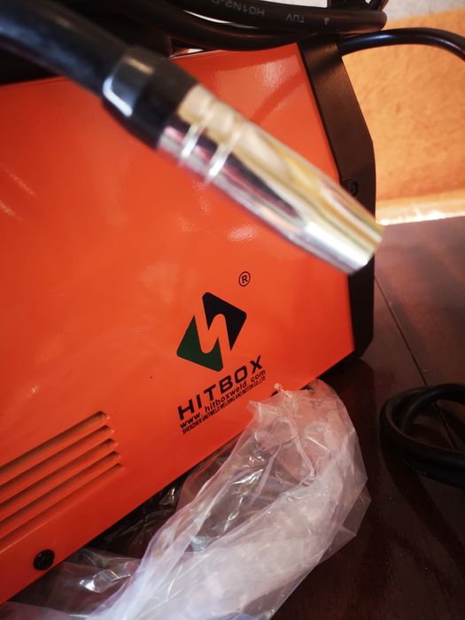 Заварачен апарат HBM1200