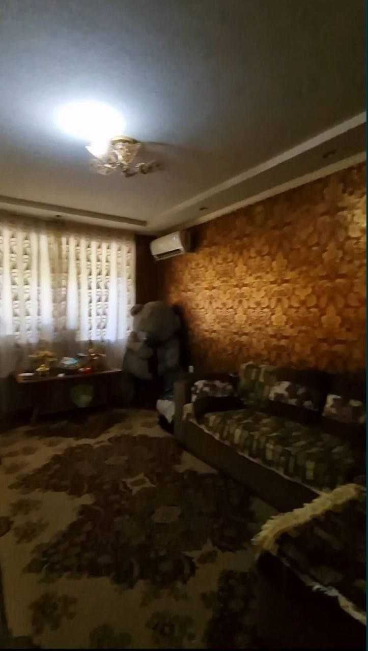 Срочно продается дом в центре города Самарканд