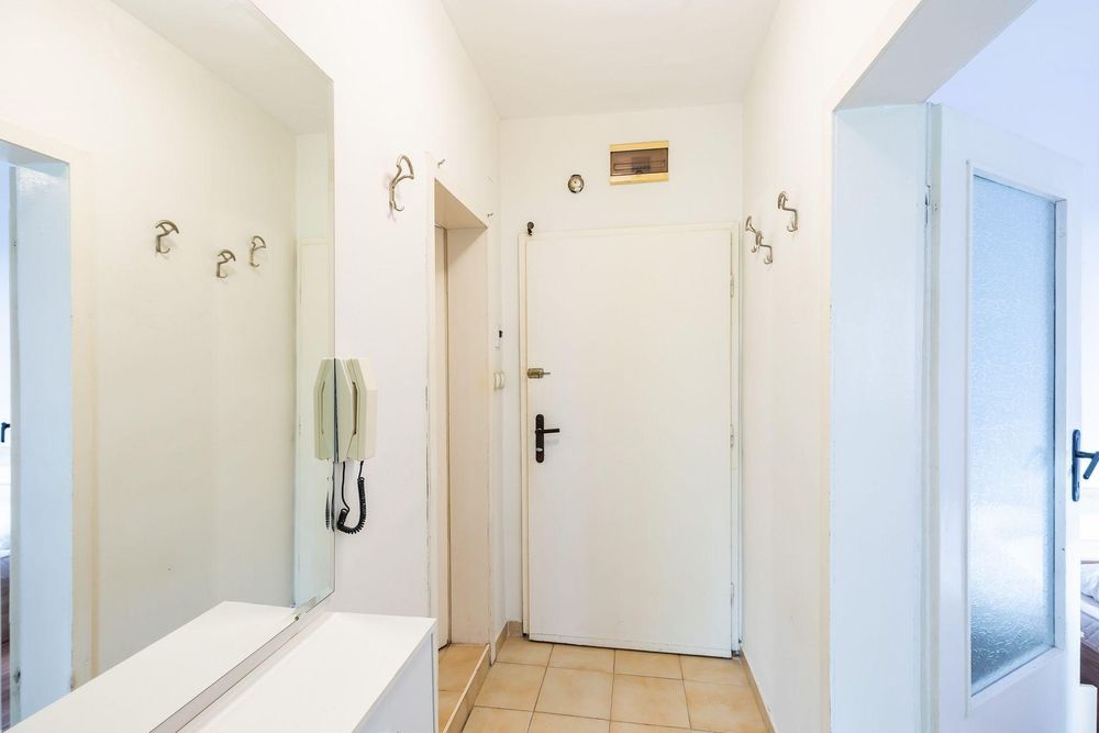 Дава се под наем Двустаен апартамент в Варна, Чайка - 54 кв.м за 383 € - Снимка #5