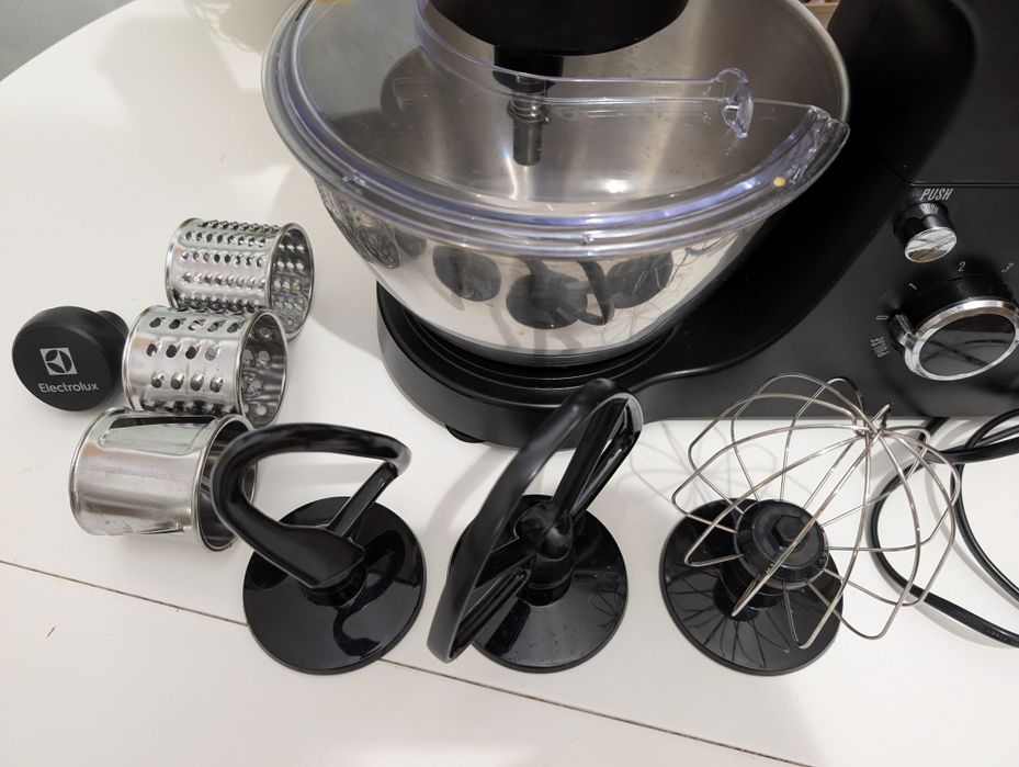 Robot de bucatarie Electrolux