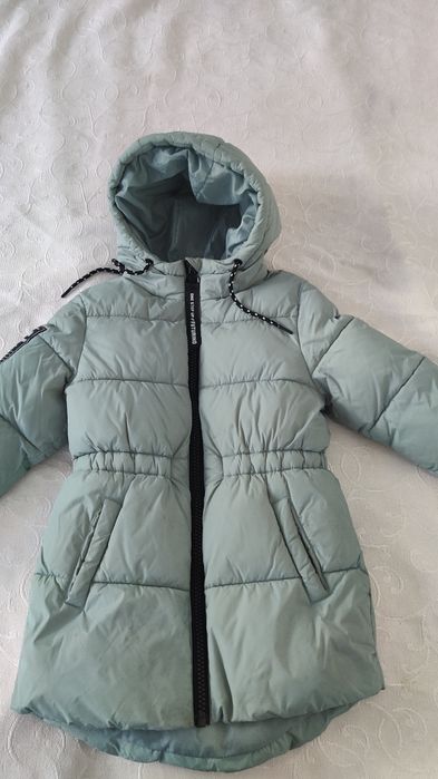 Куртка на девочку 134