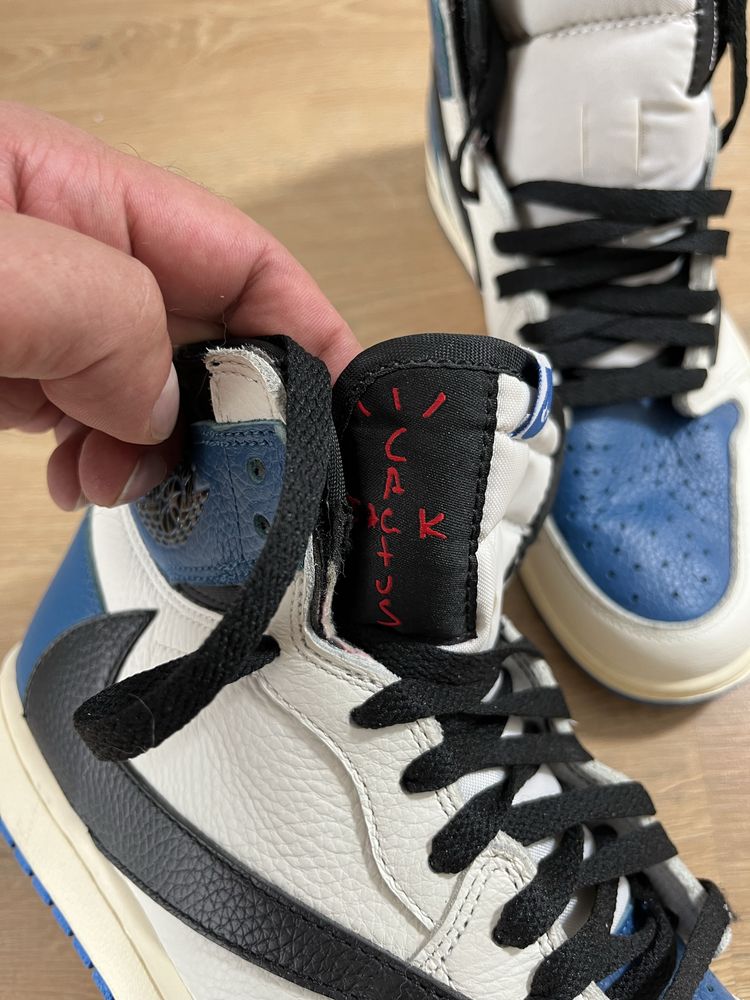 Air Jordan 1 High OG Fragment Design x Travis Scott размер 42