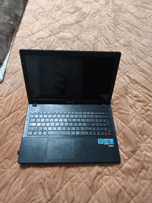 Laptop ASUS X551M