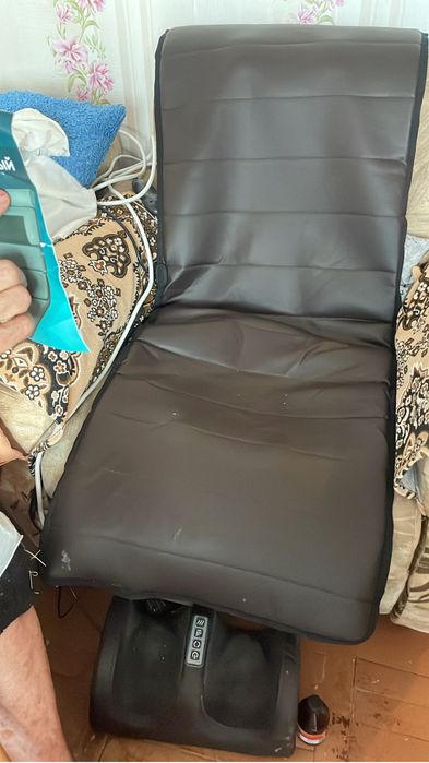 Массажный аппарат ( массажный матрас для всего тела и ног).