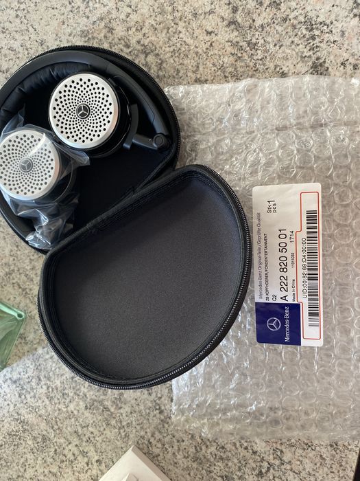 Mercedes-Benz аксесоар,  оригинални слушалки за задни седалки