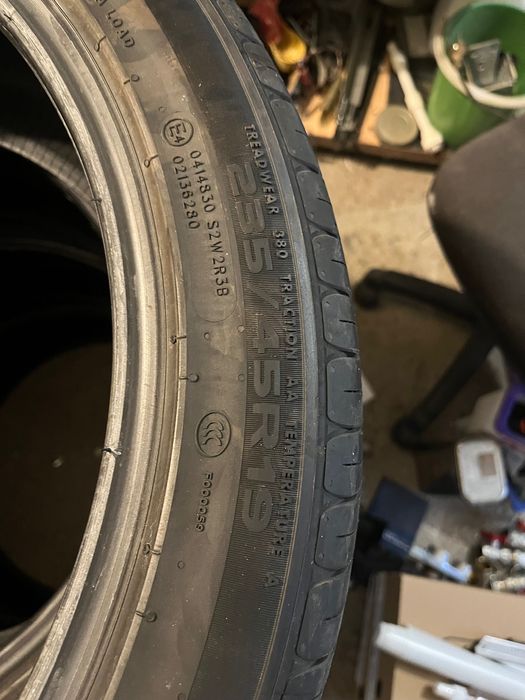 Anvelope vara 235/45/R19