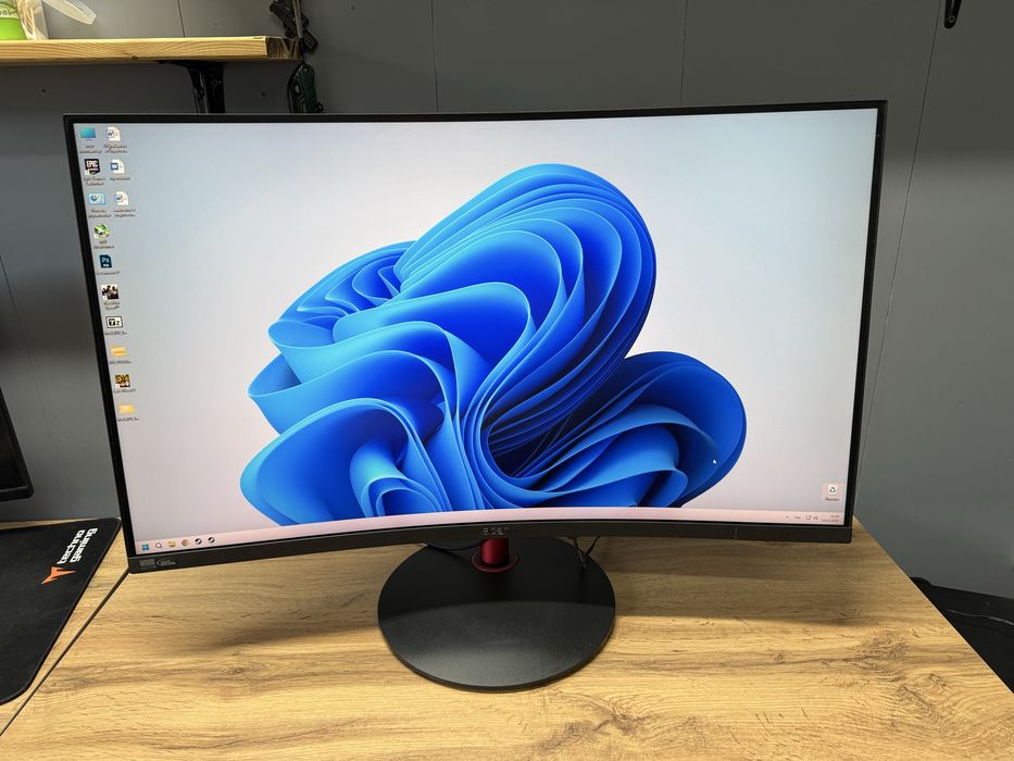 Игровой монитор 32 дюйма 165 герц Acer Ntro 2K
