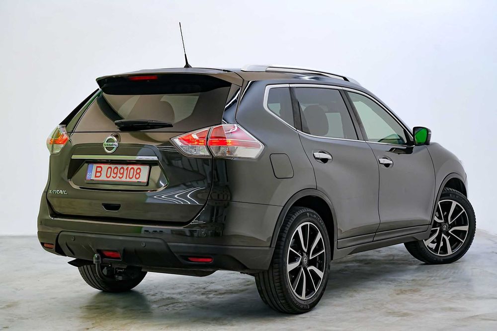 Nissan X-Trail *DEOSEBIT* TEKNA Panoramic Automat Interior Piele Crem