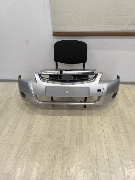 Продам бампер приора