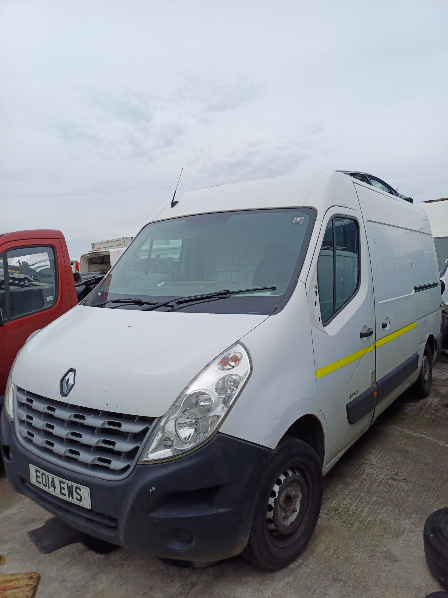 Dezmembrez Renault Master 2.3 euro 5 cutie viteze 6 trept