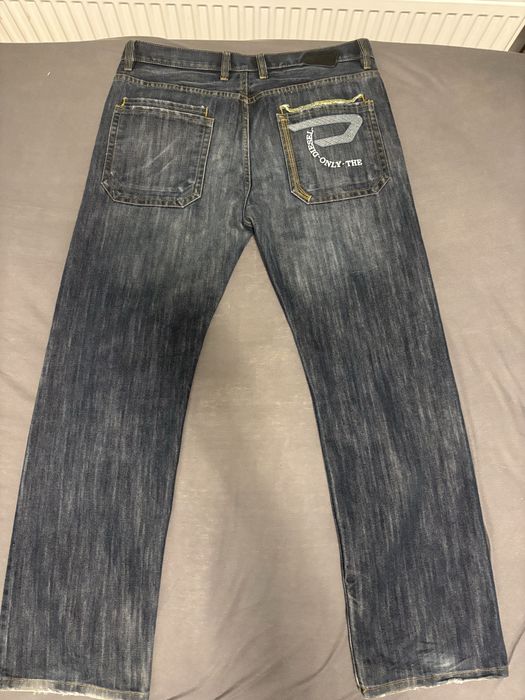 Дънки на марката diesel