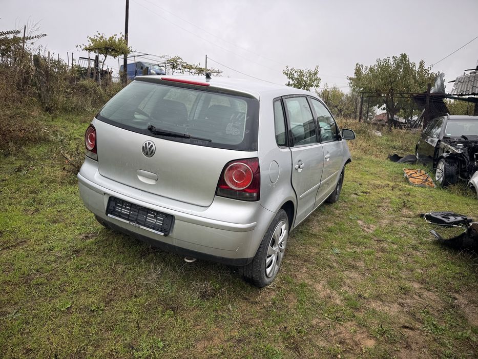 VW Polo 9N 1.4 86 коня на части