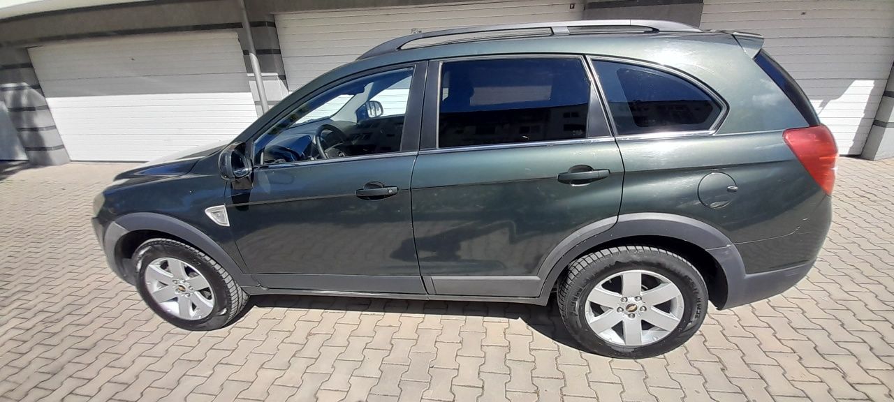 Продавам джип Chevrolet Captiva 2.0d 4wd 150к.с. ръчна 2008