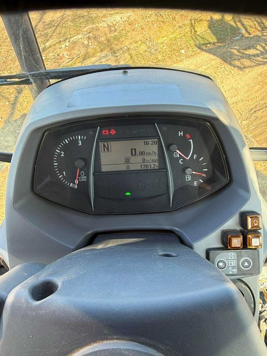 Трактор Kubota M4072