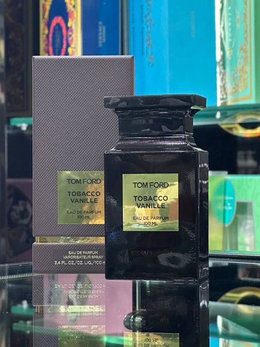 Creed aventus, tobacco vanile, black afgano va chic