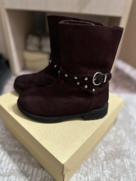 Продам сапоги для девочки