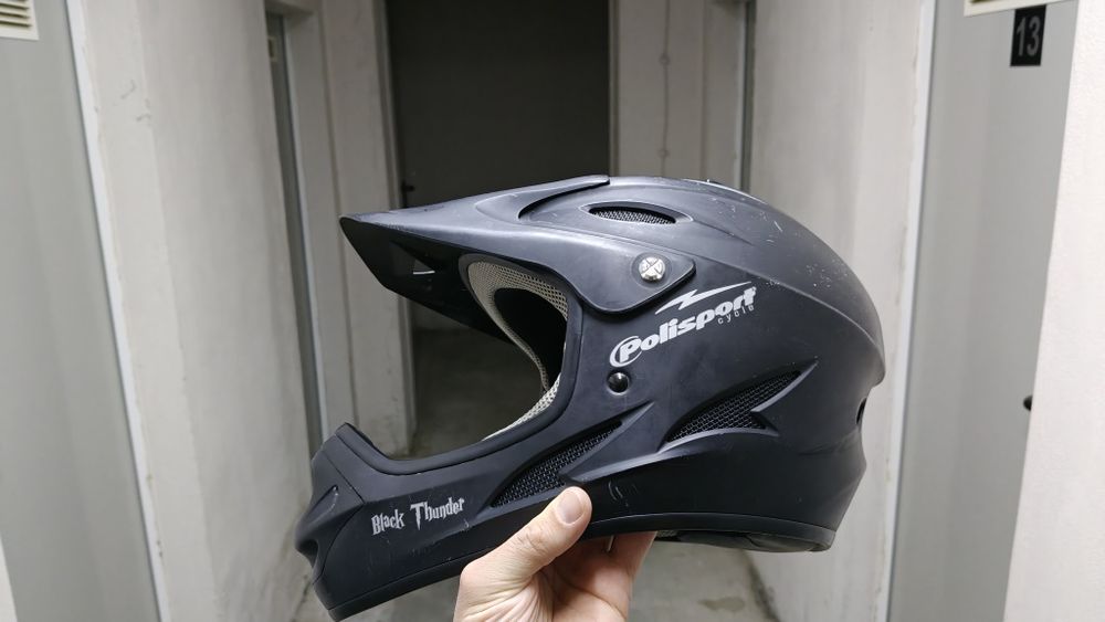 Full face каска за колело/мотор