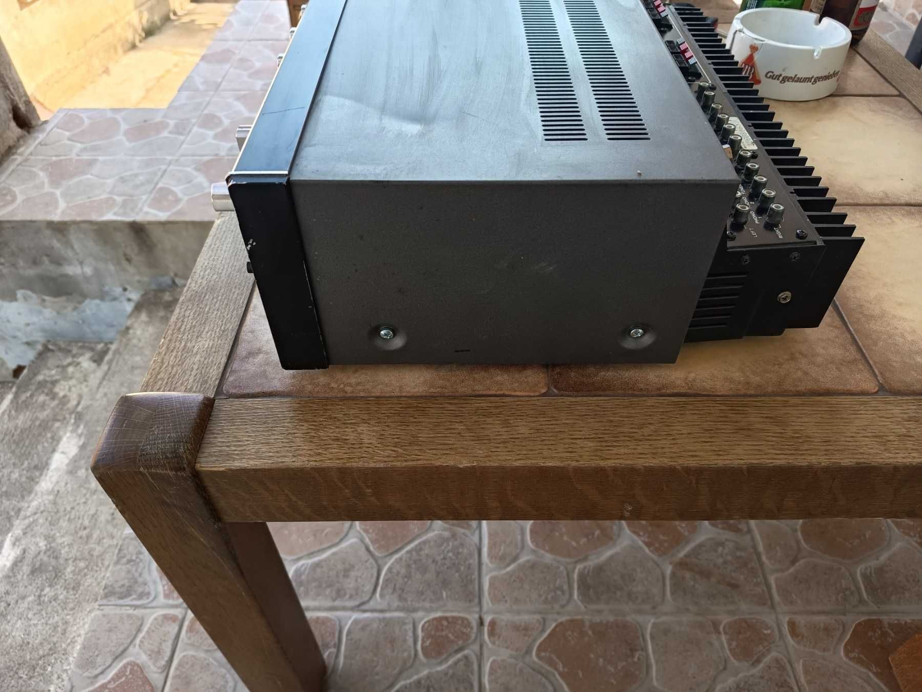 Sansui AU7900 Amplifier