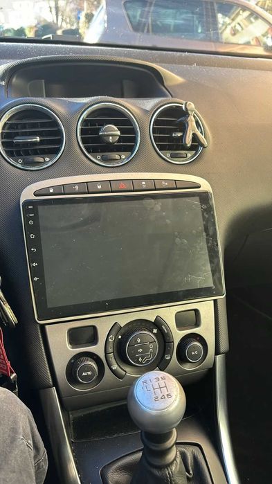 PROMOTIE - Navigatie GPS Android 15 Dedicata Peugeot 308 408 QLed DSP