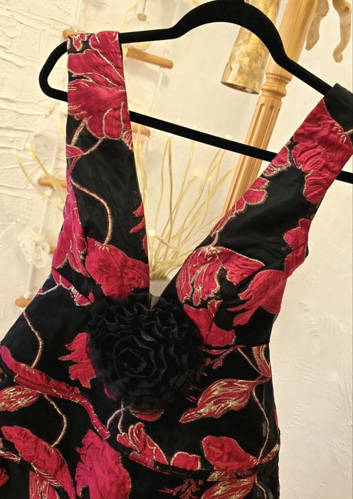 ASOS Luxe официална рокля