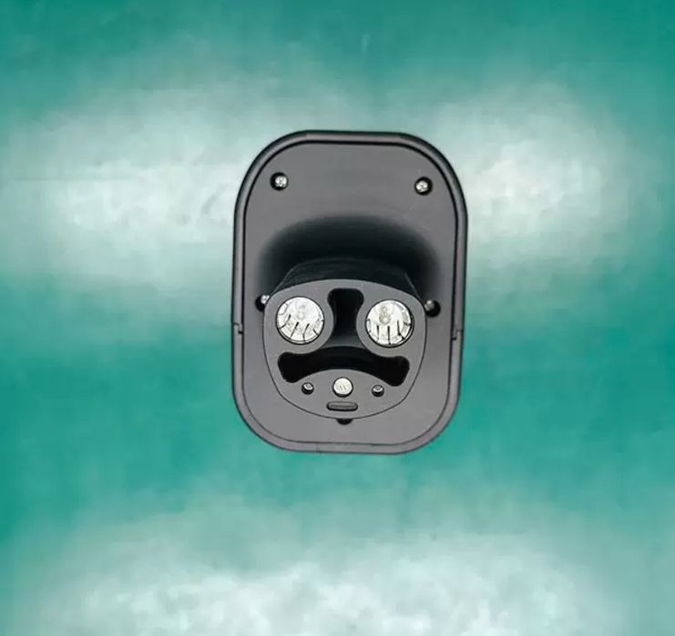 Переходник GBT to TESLA, в наличии имеется.