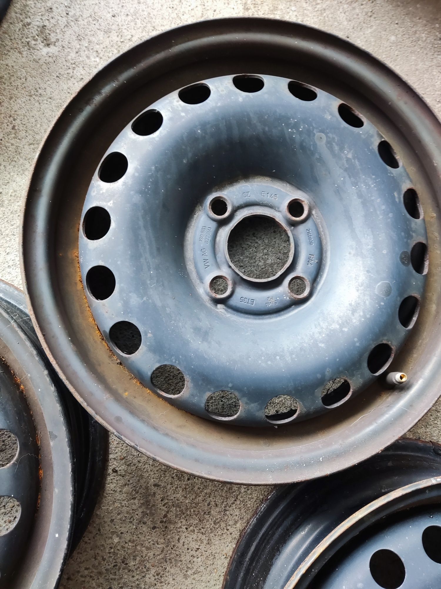 Оригинални джанти VW 14 ки 4x100