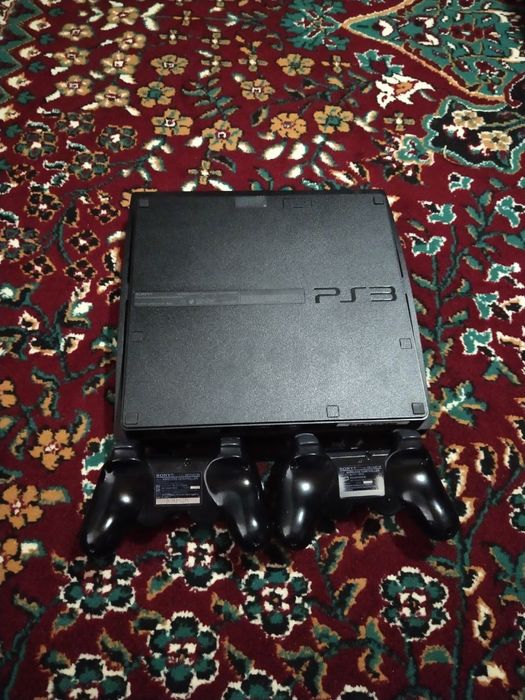 Ps3 Slim sotiladi Koreyadan Kelgan xotirasi 500GB