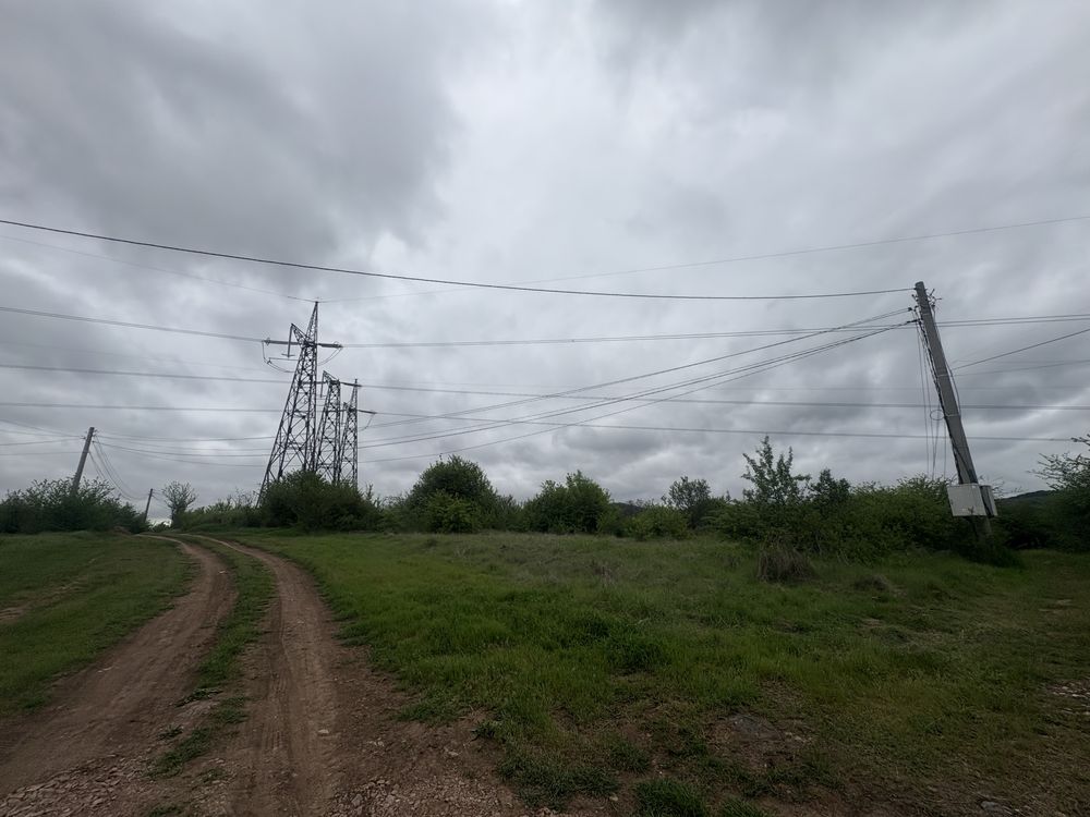 Парцел 1200 кв.м в регулация, Нови Искър – ул. Ласка, с ток и вода