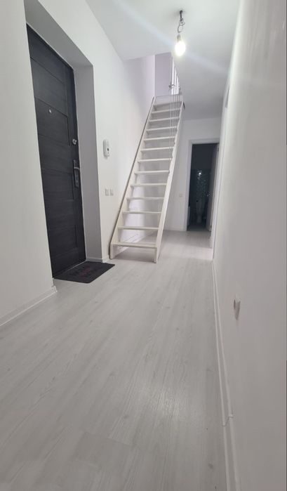 Apartament 3 cam Nou, centrala, 2 bai. Parcare. Proprietar. Pallady-Tr