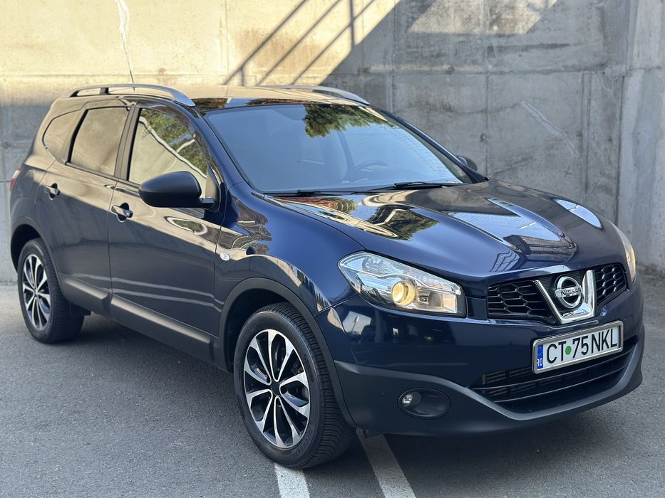 Nissan Quashqai+2 2.0 diesel automat 150cp/7 lucuri/ Panoramic