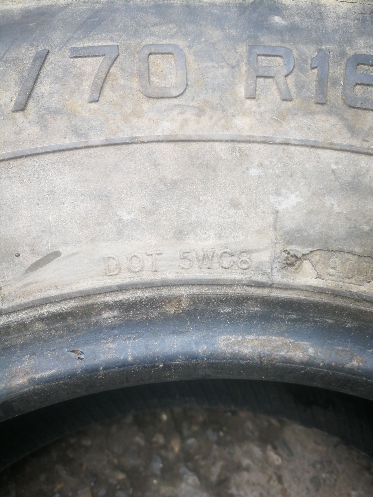 Anvelope 265/70r16