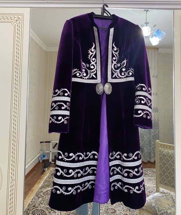 Камзол сатылады