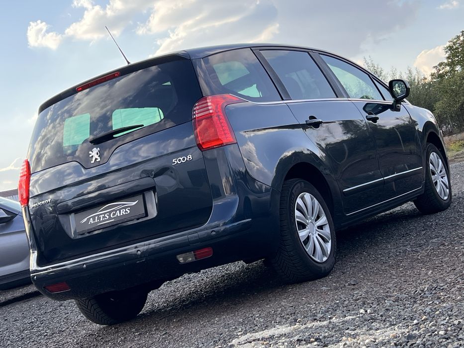 Peugeot 5008 1.6 HDI 2013/Navi/Panoramic/Posibilitate rate fixe