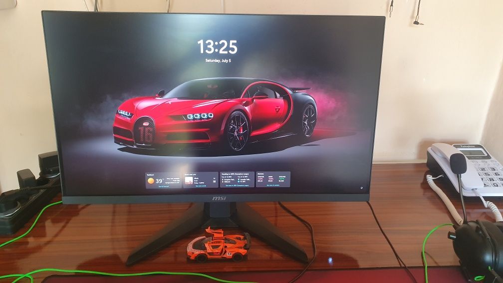 MSI MAG 274QF x24