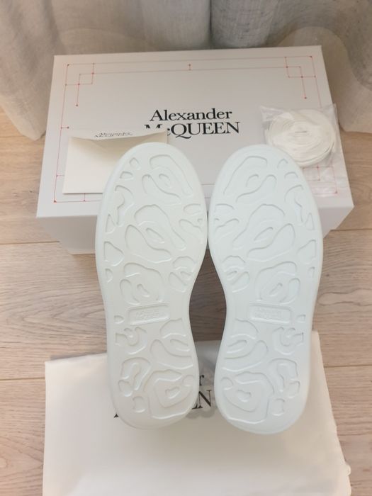 Alexander McQueen 41