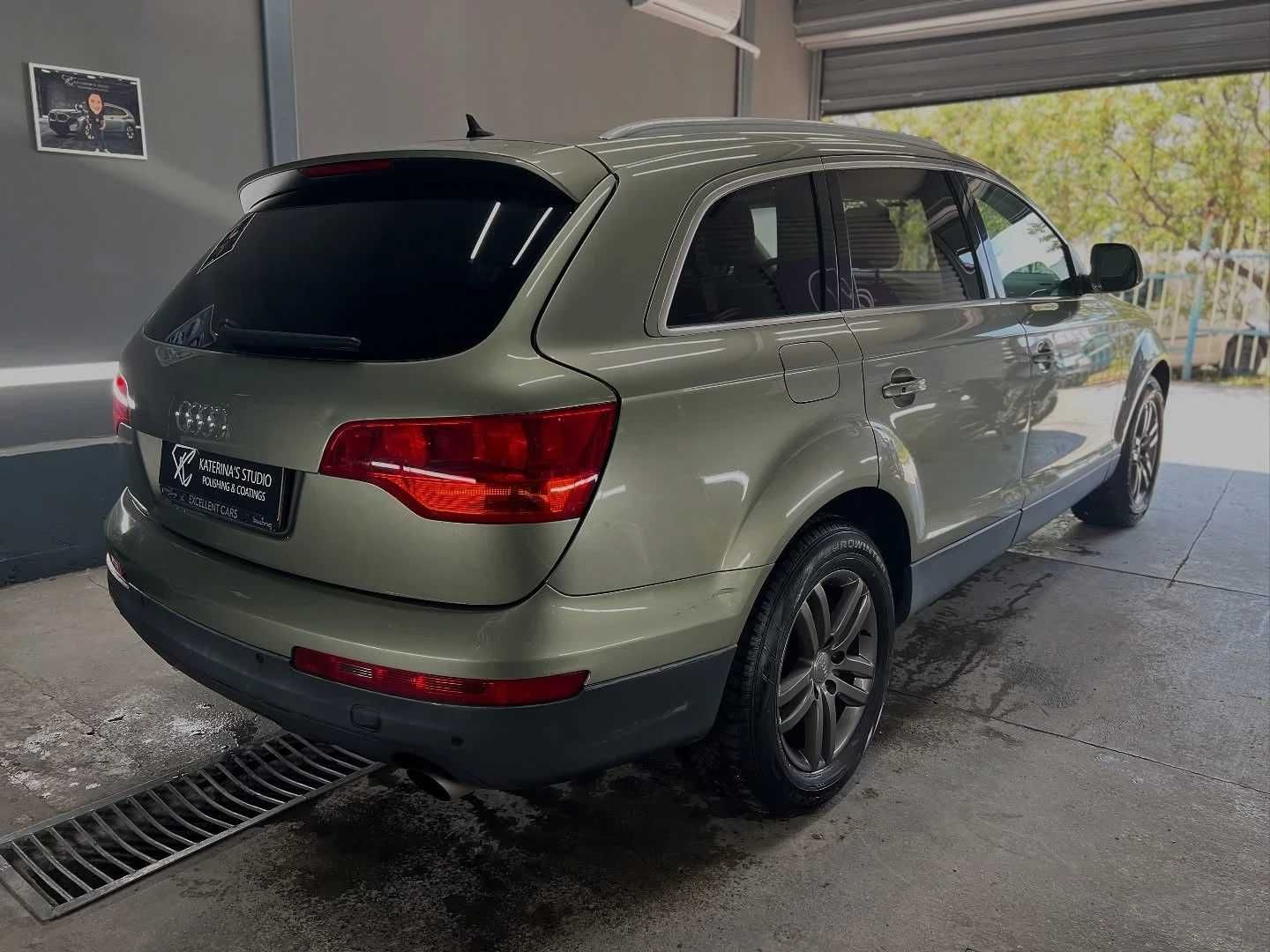 Audi Q7 3.0 TDI - седемместен