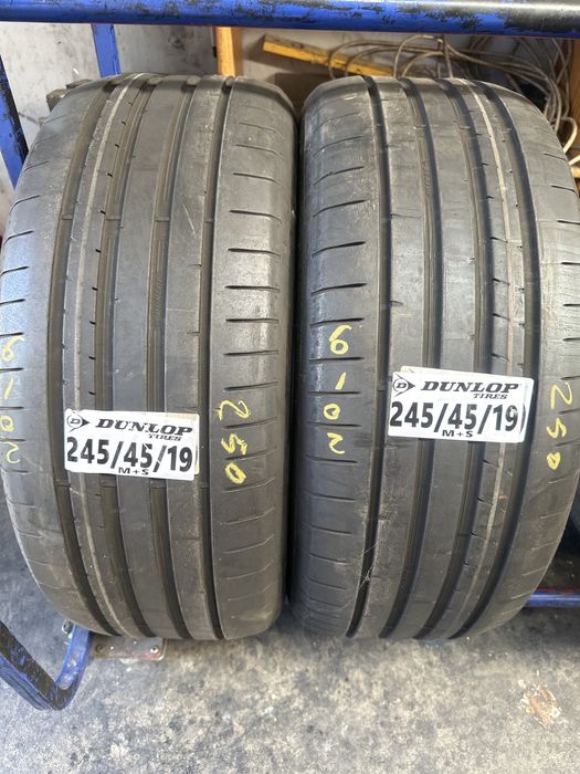 245/45/19 dunlop