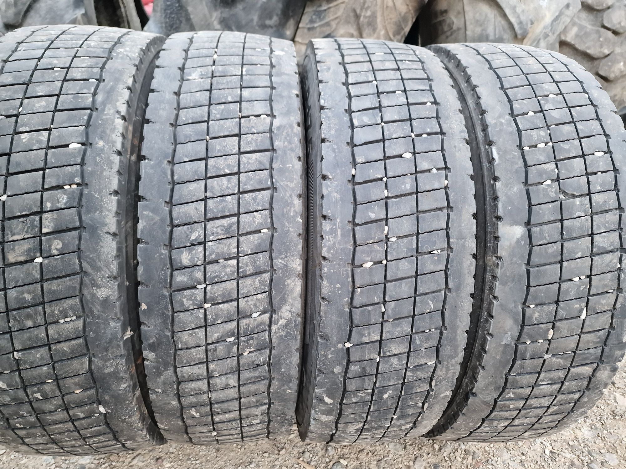 ANVELOPE camion 215/75R17.5 marca Continental