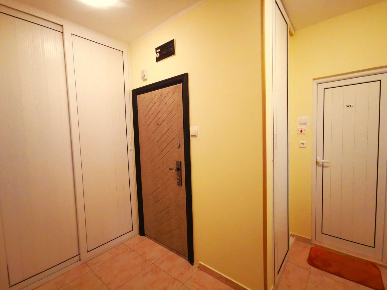 Дава се под наем Тристаен апартамент в Пловдив, Кършияка - 75 кв.м за 357 € - Снимка #8