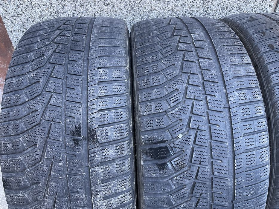245/45/19 Hankook