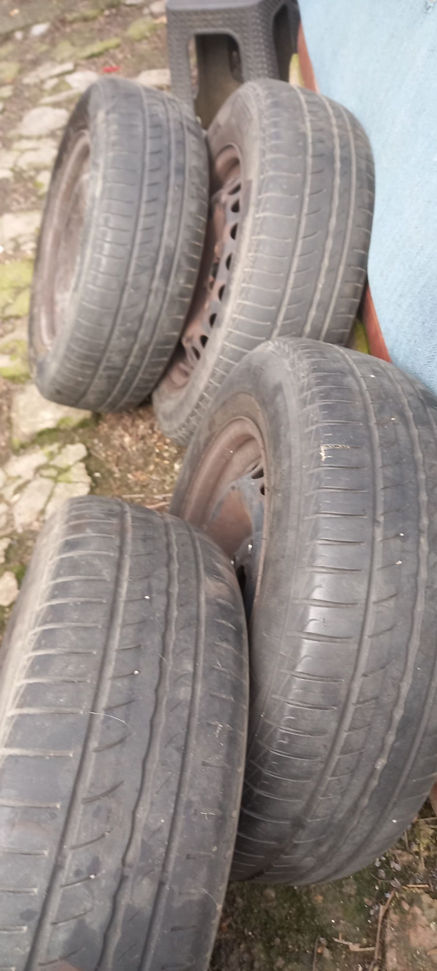 Vand roti 195/65 R15,anvelope,jante,capace original vw