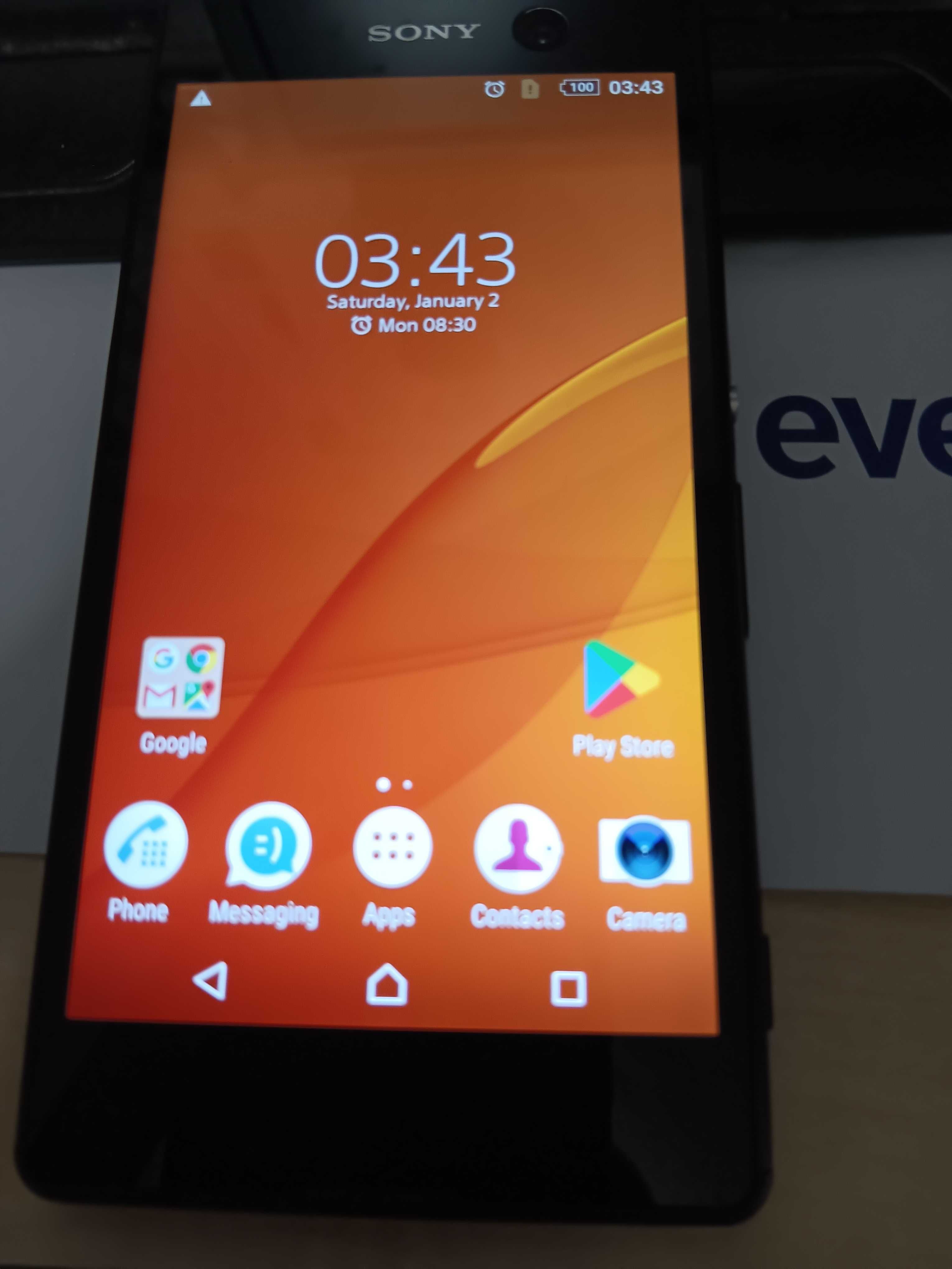 Телефон Sony XPeria