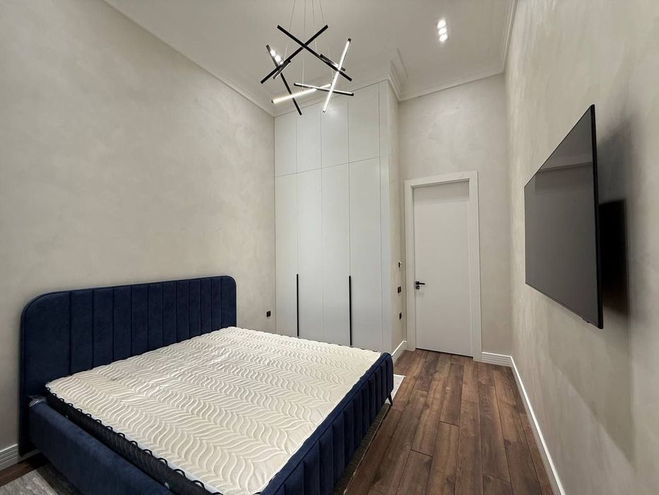 200м2Срочная Продажа 5/1/10*Улица: Катта Мирабад
ЖК: "MIRABAD PALACE"